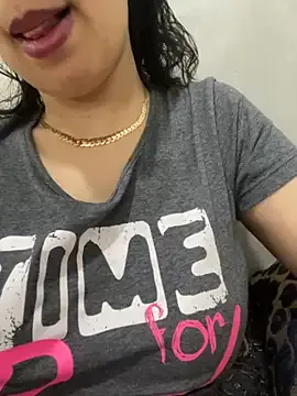 PollyElfi – webcam model profile photo Image 9