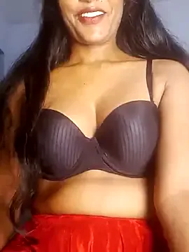 luisa1 – webcam model profile photo Image 13