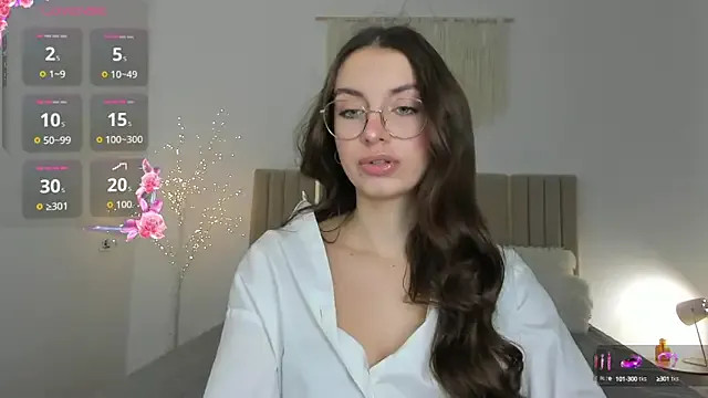 Seira__nn – webcam model profile photo Image 9