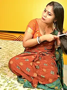 Bella – webcam model profile photo Image 12