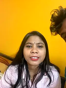 Bella – webcam model profile photo Image 17