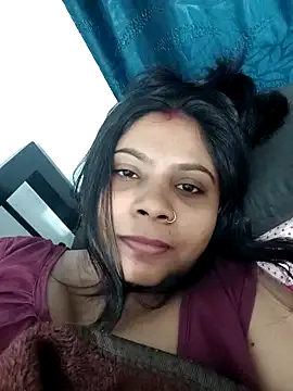 Bella – webcam model profile photo Image 5