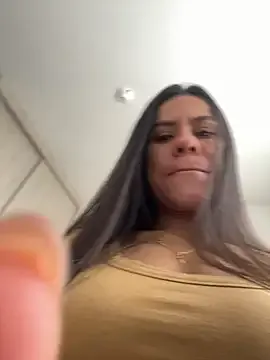 CatalinaDalessio – webcam model profile photo Image 18