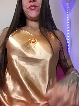 CatalinaDalessio – webcam model profile photo Image 6