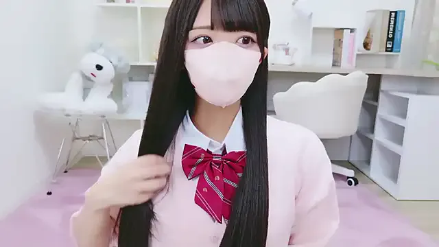 Dolce – webcam model profile photo Image 11