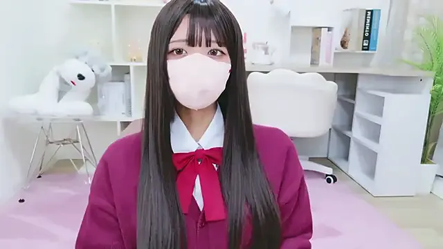 Dolce – webcam model profile photo Image 12