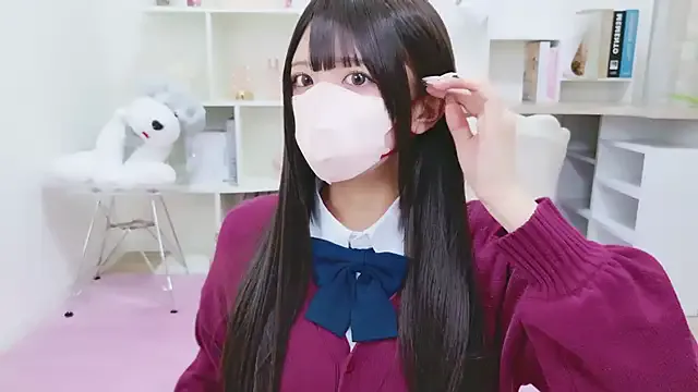 Dolce – webcam model profile photo Image 13