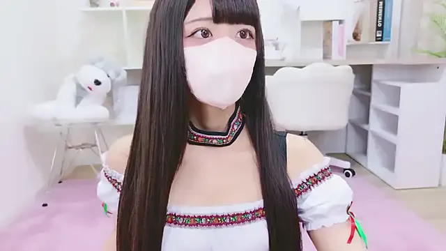 Dolce – webcam model profile photo Image 14