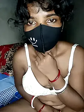 HotFox23 – webcam model profile photo Image 2