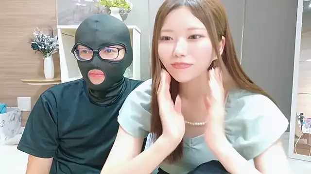 yuki_june – webcam model profile photo Image 12