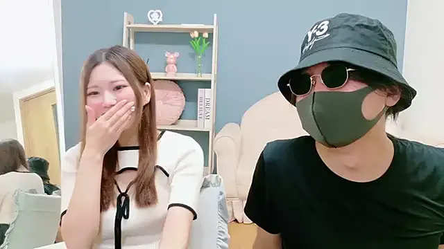 yuki_june – webcam model profile photo Image 17