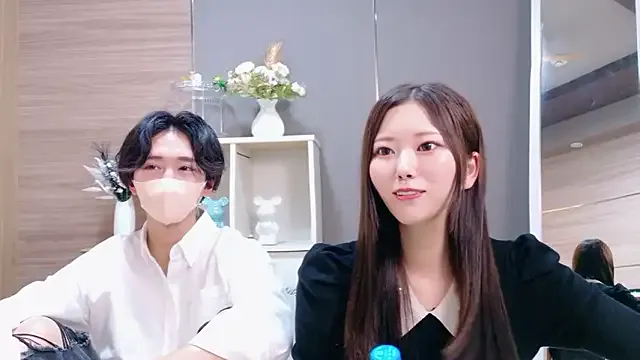 yuki_june – webcam model profile photo Image 18