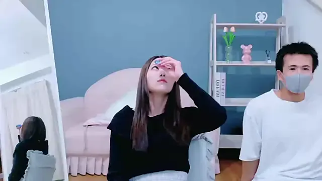 yuki_june – webcam model profile photo Image 19