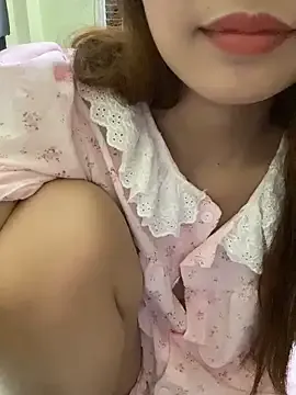 priya_sharma02 – webcam model profile photo Image 19