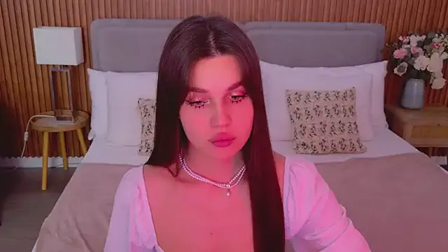 Lesya1kenknka – webcam model profile photo Image 5