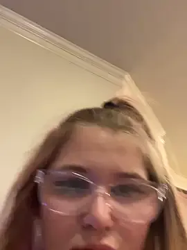 sara-a-jp – webcam model profile photo Image 17