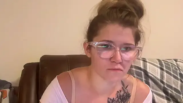 sara-a-jp – webcam model profile photo Image 7