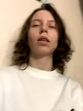 riri__nyan_o0 – webcam model profile photo Image 19