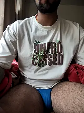 Dolce – webcam model profile photo Image 13