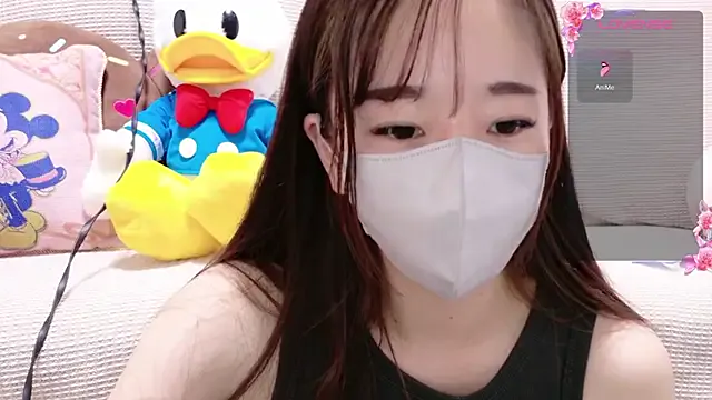 Hiiichan88 – webcam model profile photo Image 6