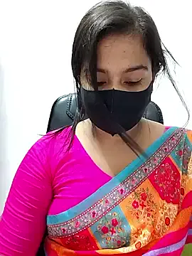 famouswomen – webcam model profile photo Image 10