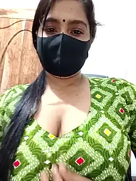 famouswomen – webcam model profile photo Image 12