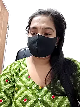 famouswomen – webcam model profile photo Image 14