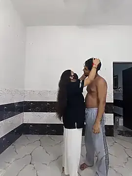 KateGale – webcam model profile photo Image 12