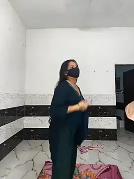 KateGale – webcam model profile photo Image 14