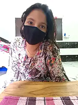 KateGale – webcam model profile photo Image 5