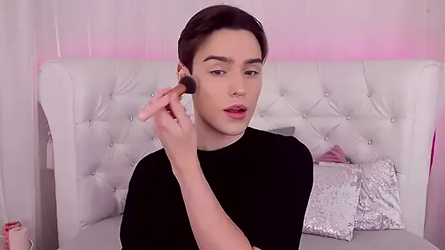 AlisonColemans – webcam model profile photo Image 3