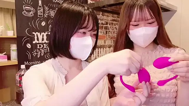 KateGale – webcam model profile photo Image 2