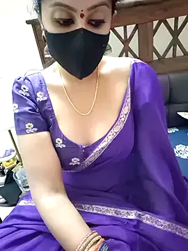 KateGale – webcam model profile photo Image 17