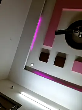 KateGale – webcam model profile photo Image 19