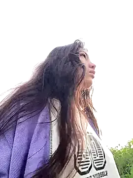 MilaDelays – webcam model profile photo Image 13