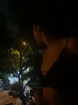 MilaDelays – webcam model profile photo Image 16