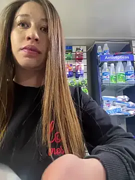 isabella_dmar – webcam model profile photo Image 11