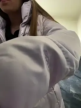 isabella_dmar – webcam model profile photo Image 8