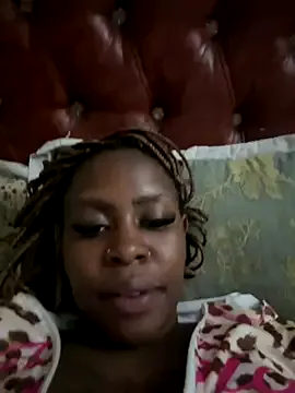 MelinaLuviani – webcam model profile photo Image 5