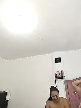 NikoleBakers – webcam model profile photo Image 17