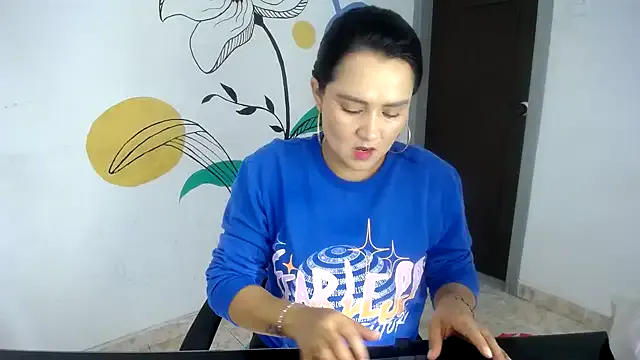 KendalVoos – webcam model profile photo Image 4