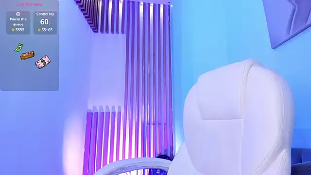 RoxanaBorns_ – webcam model profile photo