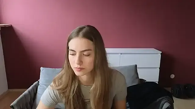 GiaVibey – webcam model profile photo Image 14