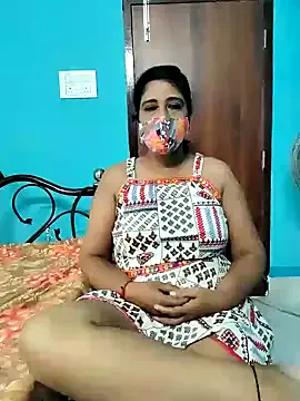 Dolce – webcam model profile photo Image 10