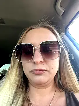 SonY_CaM – webcam model profile photo Image 8