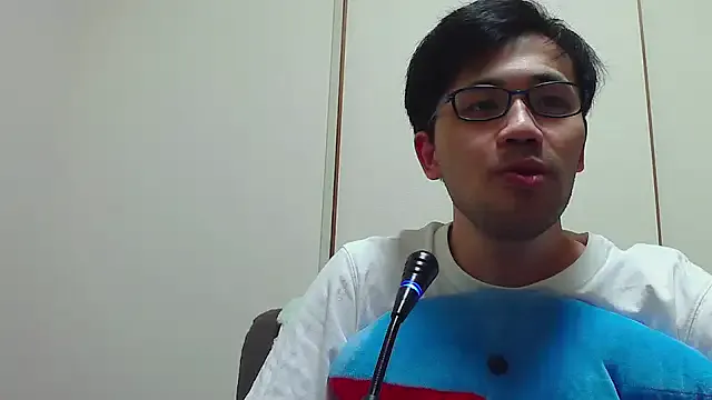 Dolce – webcam model profile photo Image 17