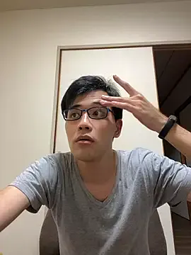 Dolce – webcam model profile photo Image 8