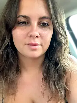 KateGale – webcam model profile photo Image 9