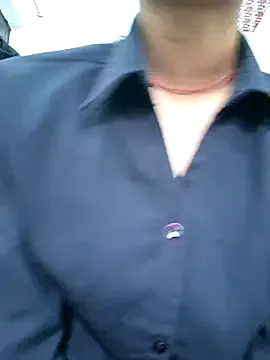 xXXSexyamazon – webcam model profile photo Image 4