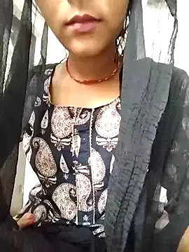 xXXSexyamazon – webcam model profile photo Image 6